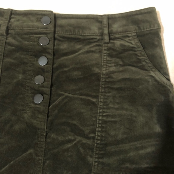 Army Green Suede Skirt - Picture 3 of 3
